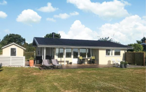 Nice Home In Rudkøbing With Wifi, Spodsbjerg